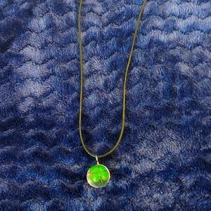 Glass 4-Leaf Clover Marble Pendant